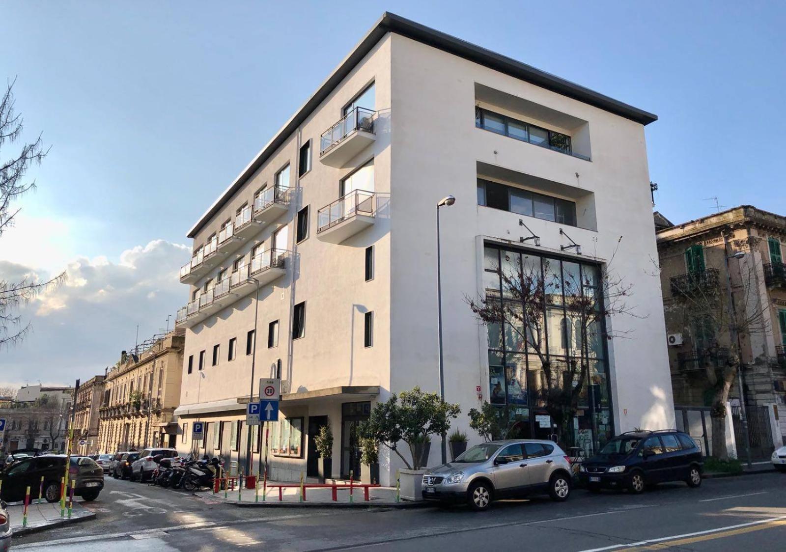 Hotel Cineapollo - Ogni Camera Un Film! Messina Eksteriør bilde