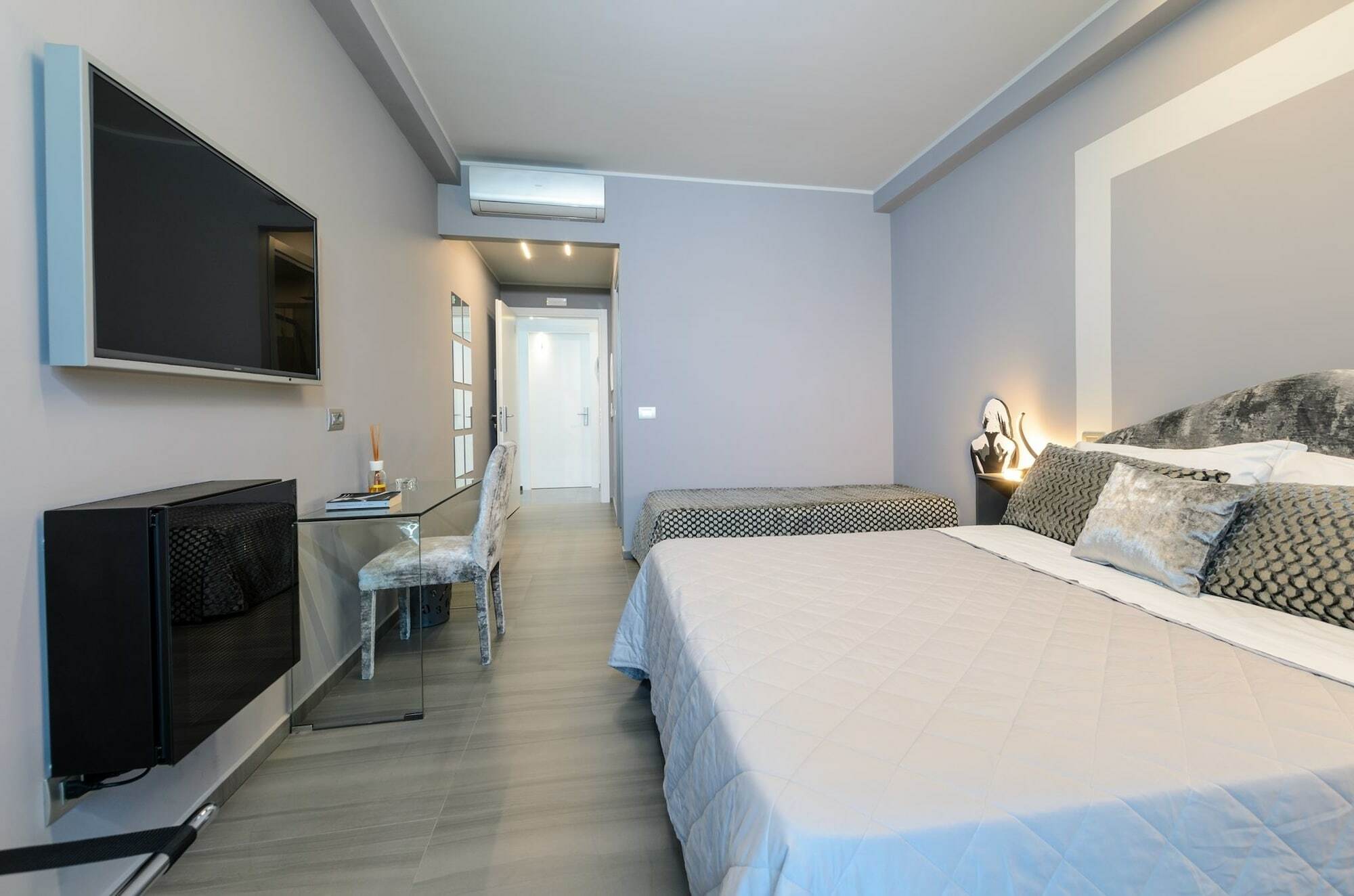 Hotel Cineapollo - Ogni Camera Un Film! Messina Eksteriør bilde